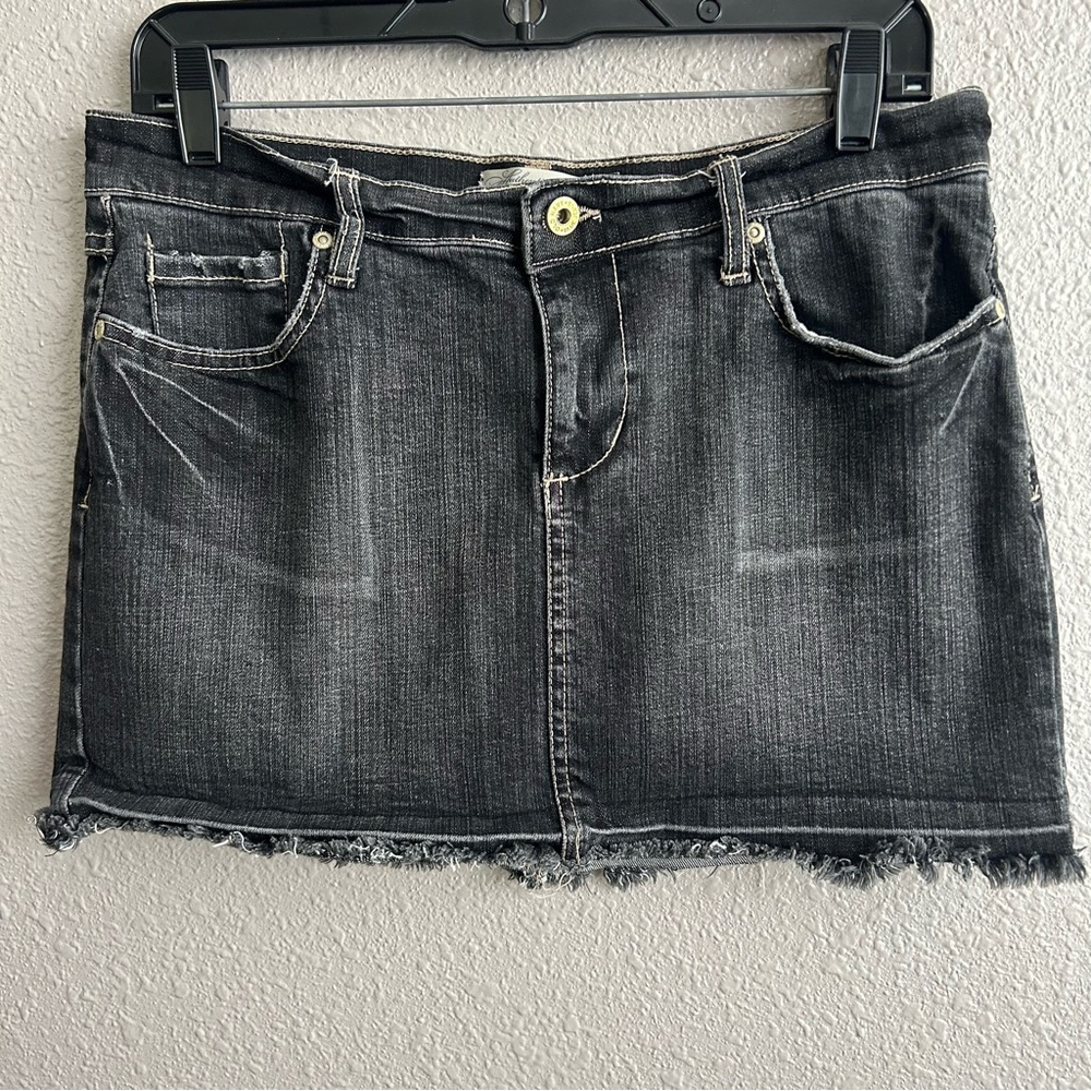 Old‎ Navy Y2K black ultra low rise cutoff denim mini skirt